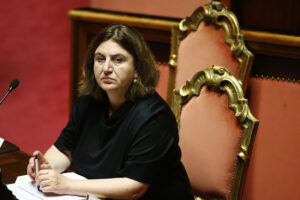 La Catalfo capisca che il ministero del lavoro non è una succursale della Cgil