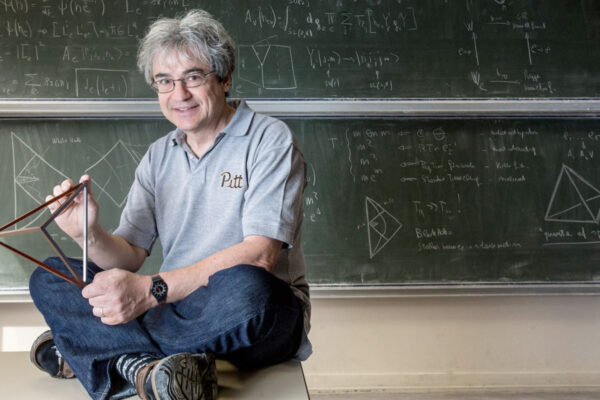 Carlo Rovelli usa la fisica quantistica per tutto, una vera e propria ossessione
