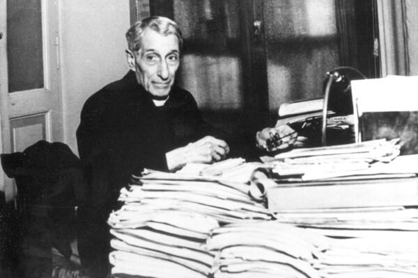 Quali sono i confini tra fede e istituzioni? Dialogo tra un non credente e un religioso Quali sono i confini tra fede e istituzioni? Dialogo tra un non credente e un religioso