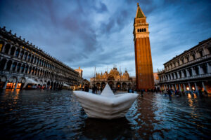 Foto Claudio Furlan/LaPresse17 Novembre, 2019 Venezia, ItaliaCronacaMaltempo: nuovo picco di alta marea a VeneziaNella foto: acqua alta a VeneziaPhoto Claudio Furlan/LaPresseNovember 17, 2019 Venice, ItalyNewsVenice flooding 2019In the pic: weather red alert