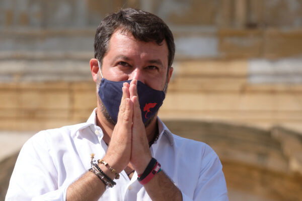 Foto Mauro Scrobogna /LaPresse
02-10-2020 Augusta (SR), Italia
Politica
Catania capitale europea della libertà, la Lega in Sicilia con Salvini al processo sul caso Nave Gregoretti
Nella foto: Il Leader della Lega Matteo Salvini in un comizio a sostegno del candidato locale alle elezioni comunali

Photo Mauro Scrobogna /LaPresse
October 02, 2020Augusta (SR), Italy
Politics
Catania European capital of freedom, the Lega in Sicily with Salvini at the trial on the Nave Gregoretti case
In the photo: The Leader of the Leaga Matteo Salvini in a rally in support of the local candidate in the municipal elections