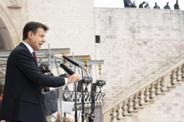 Foto Filippo Attili/Palazzo Chigi/LaPresse 4-10-2020 Assisi  – ItaliaPoliticaIl Presidente del Consiglio, Giuseppe Conte ad Assisi per le celebrazioni di San FrancescoDISTRIBUTION FREE OF CHARGE – NOT FOR SALE – Obbligatorio citare la fonte LaPresse/Palazzo Chigi/Filippo Attili