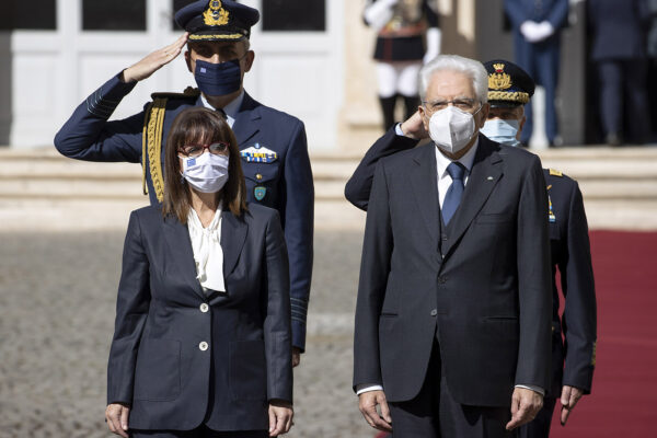 Foto Paolo Giandotti/Ufficio Stampa Quirinale/LaPresse09-10-2020 Roma – ItaliaPoliticaIl Presidente della Repubblica Sergio Mattarella con il Presidente della Repubblica Ellenica, S.E. la Signora Katerina Sakellaropoulou, in visita ufficiale.DISTRIBUTION FREE OF CHARGE – NOT FOR SALE