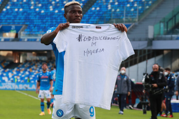 Cosa significa il messaggio sulla maglia di Osimhen e cosa rappresenta