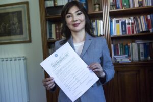 Caso Shalabayeva, “Cortese solo un capro espiatorio, perché non indagano Pignatone?”