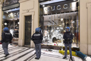 Manifestazioni nelle piazze italiane, c’è disagio e non va taciuto