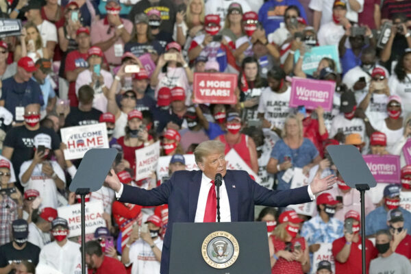 Il solito vizio della stampa progressista, la caccia al mostro (che stavolta è Trump) Il solito vizio della stampa progressista, la caccia al mostro (che stavolta è Trump)