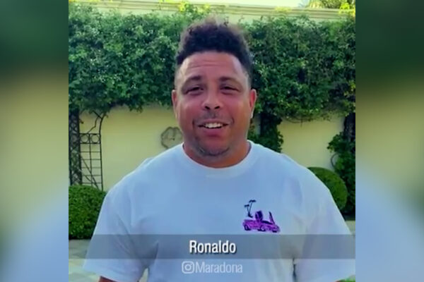 Maradona compie 60 anni, tutti gli auguri al pibe d’oro