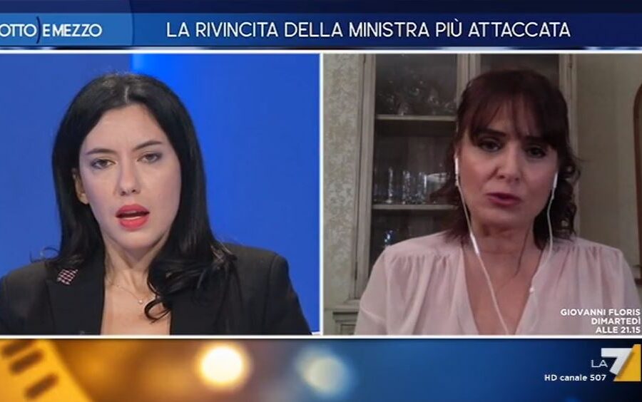 La figuraccia di Lucia Azzolina, la ministra non sa la differenza tra test sierologico e antigenico