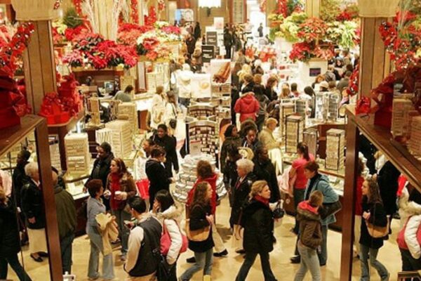 Quanto ci costa un altro lockdown, il rapporto del Censis