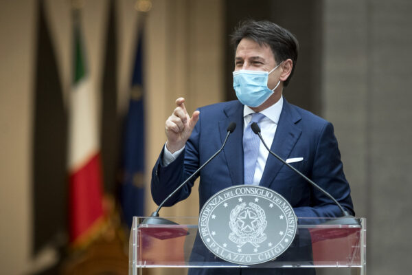 La necessità di riscoprirsi comunità e l’importanza di avere una classe dirigente La necessità di riscoprirsi comunità e l’importanza di avere una classe dirigente