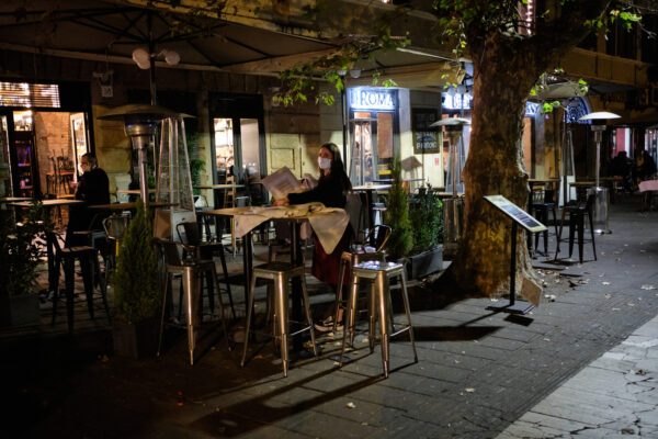 Dpcm con stretta su locali, cinema e palestre: ma le Regioni dicono no al mini-lockdown