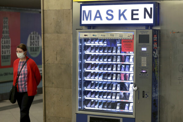 Il Coronavirus spaventa la Germania: Merkel pronta ad un lockdown ‘light’ dal 4 novembre