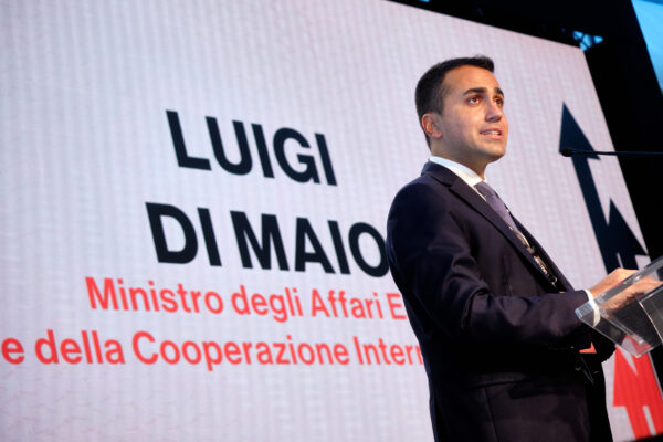 Da 2 mesi 18 pescatori italiani prigionieri in Libia, ma Di Maio tace…