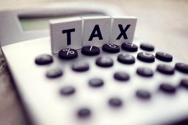 Patrimoniale: ricchi già tassati, colpirli danneggia tutti