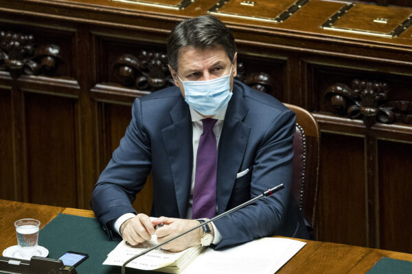 Il nuovo Dpcm di Conte è scritto in ostrogoto da un capatàz imbecille