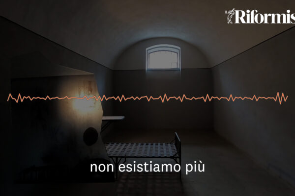 Abusi, denti e ossa rotte, la telefonata di un detenuto di Santa Maria Capua Vetere Abusi, denti e ossa rotte, la telefonata di un detenuto di Santa Maria Capua Vetere