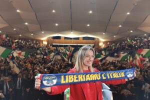 Giorgia Meloni si sfoga mussolineggiando, ma ha perfettamente ragione