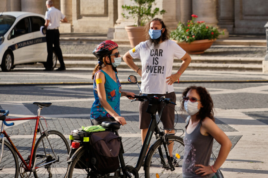 Su orari e trasporti c’è spazio anche per i privati