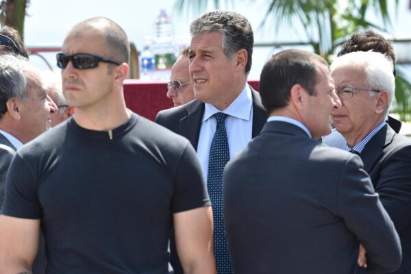 Dal falso pentito alle pugnalate a Davigo, storia di Nino Di Matteo il Pm più scortato d’Italia Dal falso pentito alle pugnalate a Davigo, storia di Nino Di Matteo il Pm più scortato d’Italia