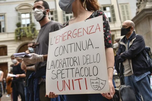Conte sceglie il lockdown della cultura: la chiusura di cinema e teatri è un colpo devastante Conte sceglie il lockdown della cultura: la chiusura di cinema e teatri è un colpo devastante