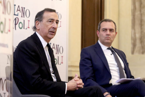 Lockdown a Napoli e Milano, rabbia dei sindaci: “Speranza dia informazioni, idea di Ricciardi o del ministero?”