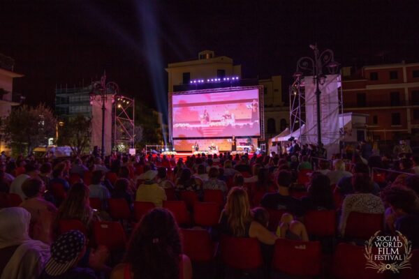 Al via il Social World Film Festival: Gaia Girace madrina della decima edizione a Vico Equense Al via il Social World Film Festival: Gaia Girace madrina della decima edizione a Vico Equense