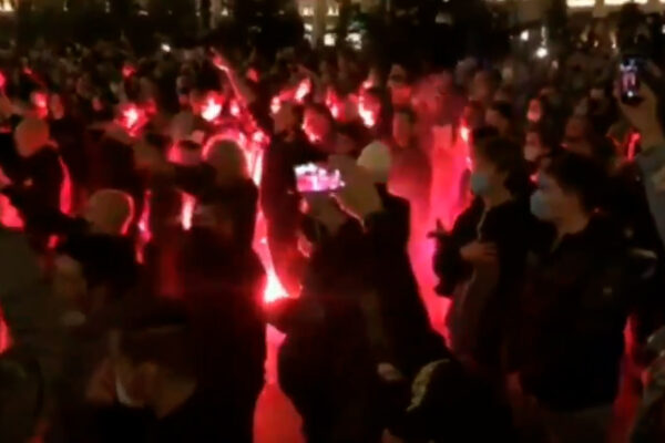 Manifestazione a Trieste, le forze dell’ordine si uniscono alla protesta dei cittadini