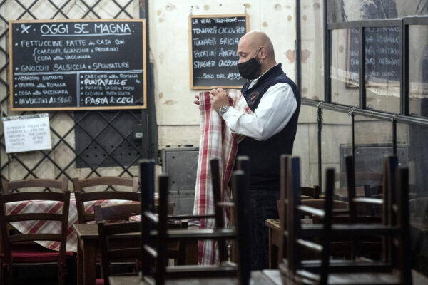 Nuovo Dpcm, si va verso ristoranti chiusi a Natale e Santo Stefano