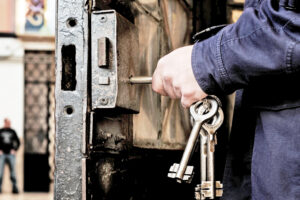 Salviamo la giustizia dal diritto penale