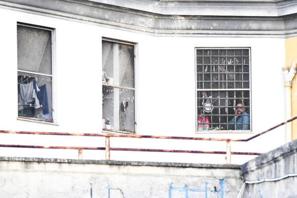 “In sei in una cella per quattro”, ex detenuto chiede e ottiene il risarcimento per danni