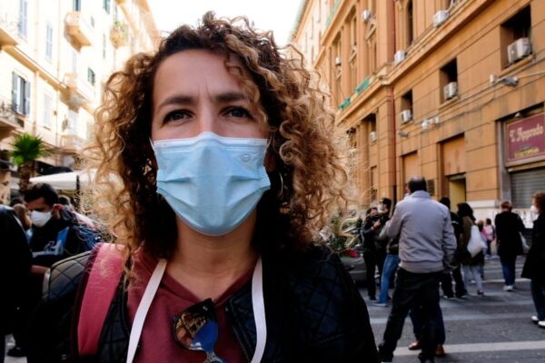 Gli spazi urbani ai tempi del Covid tra assembramenti e non luoghi: “Bambini, privati di spazi sociali e di vivibilità”