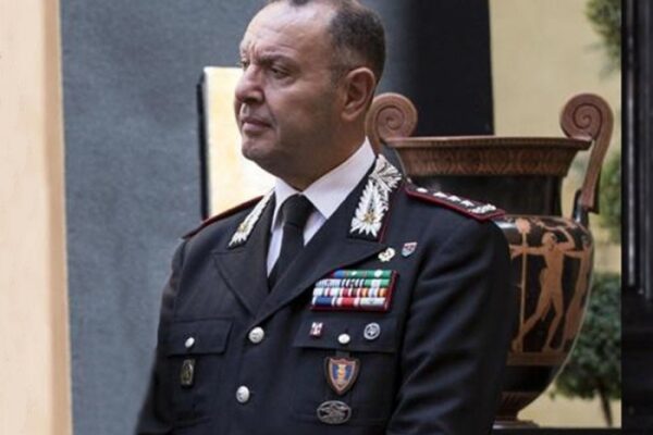 Storia della carriera del generale Saverio Cotticelli, quasi capo dei Carabinieri ma ‘bruciato’ da Del Sette