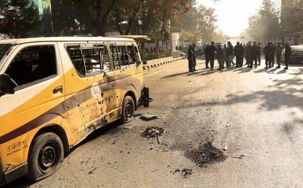 Afghanistan, razzi su Kabul: 8 morti e 31 feriti: colpita ambasciata Iran