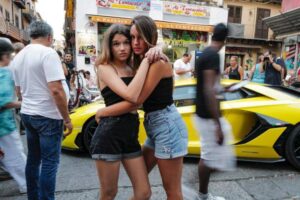 Polemiche su spot Lamborghini: Letizia Battaglia censurata, che orrore
