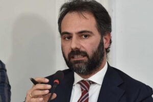 Catello Maresca è candidato a sindaco di Napoli? È un Pm serio, faccia chiarezza sulle sue ambizioni