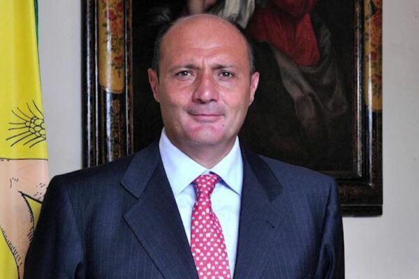 Sanità, bufera su La Rocca: ecco perché è tutto falso