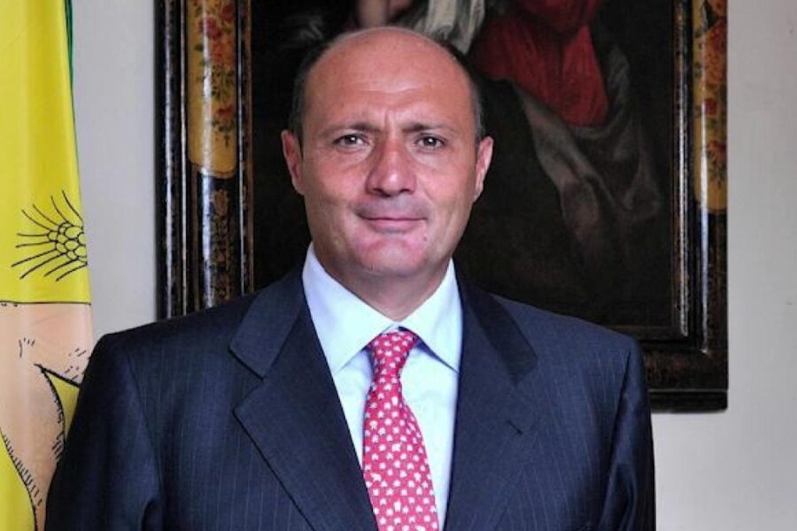 Sanità, bufera su La Rocca: ecco perché è tutto falso