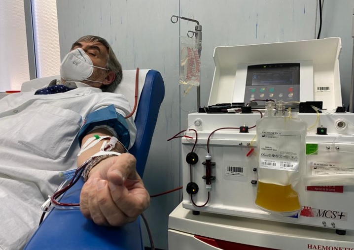 Plasma iperimmune contro il Covid, bocciatura anche dall’Oms: “Costi significativi e nessun beneficio”