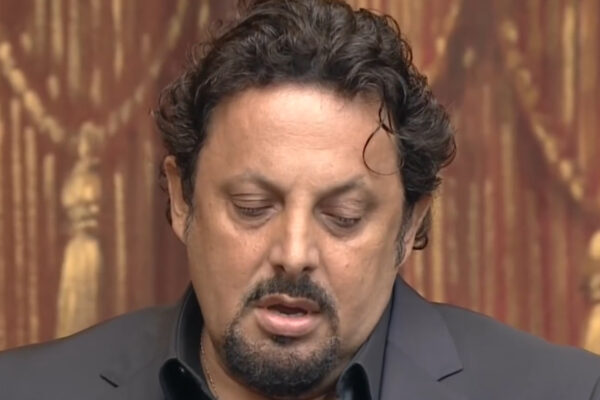 Il dolore di Brignano per la scomparsa di Gigi Proietti: “Maestro è arrivato il momento del saluto”