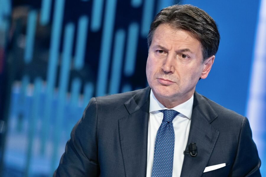 Tra Calabria e servizi segreti il governo in stallo per i veti incrociati