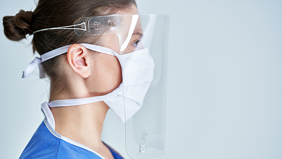 Pelle e dispositivi di protezione contro il Sars Cov 2: parla il Professor Monfrecola della Federico II di Napoli