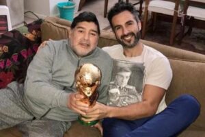 Maradona e il medico che lo ha operato al cervello Leopoldo Luque