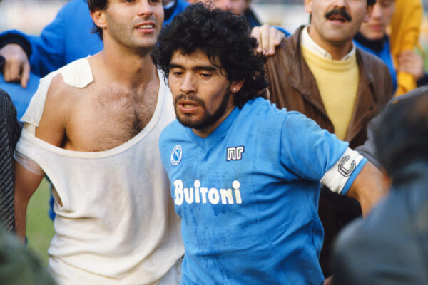 “Diego ha ridato dignità a Napoli, per questo la città lo piange”, intervista a Clemente Mastella