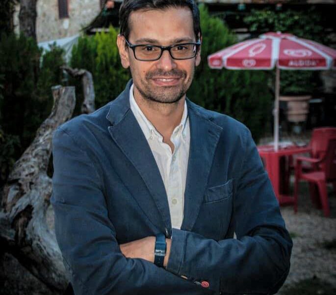 “Noi irpini marchiati in negativo dagli scandali della ricostruzione”: Lo storico spiega perchè le ferite sono ancora aperte