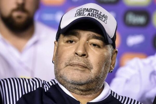 Com’è morto Maradona, la causa del decesso del Pibe de Oro
