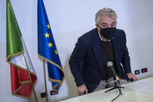 Foto Roberto Monaldo / LaPresse
12-11-2020 Roma
Politica
Conferenza stampa del Commissario straordinario per l’emergenza Covid-19 Domenico Arcuri sulle attività di contenimento della pandemia
Nella foto Domenico Arcuri

Photo Roberto Monaldo / LaPresse 
12-11-2020 Rome (Italy) 
Press conference by the extraordinary Commissioner for the Covid-19 emergency Domenico Arcuri on the containment activities of the pandemic
In the pic Domenico Arcuri