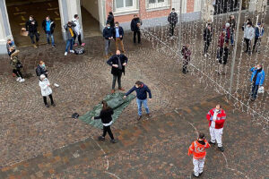Treviri, morti e feriti: tra le vittime bimbo di 9 mesi. “Persone volavano in aria, scene da guerra”