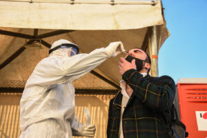 Coronavirus, 782 contagiati e 14 vittime: positività allo 0,56%