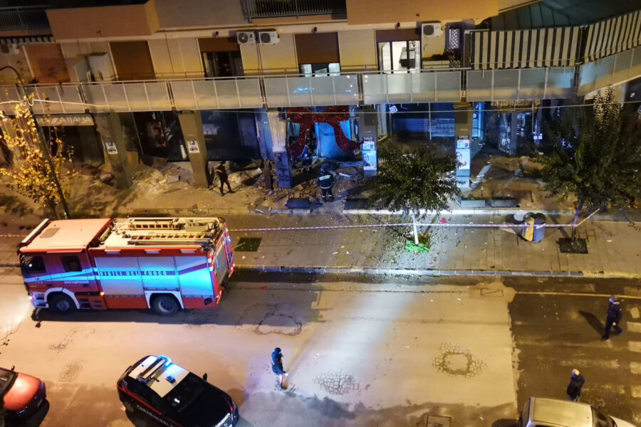 Campania, non solo Covid: criminalità, diritti e commercio emergenze dimenticate